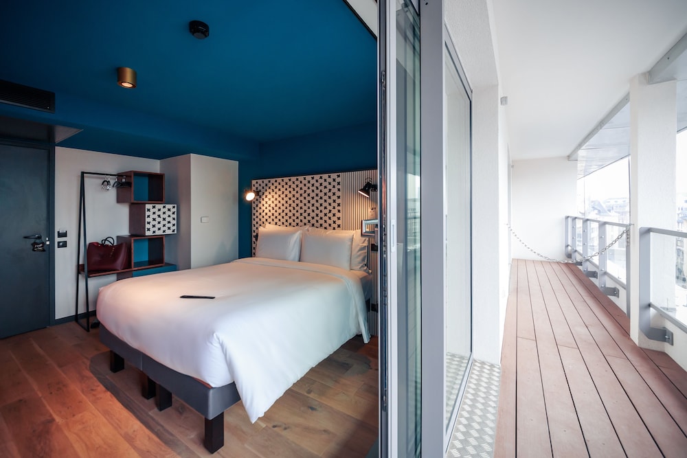 Classic Double or Twin Room (Cool Boma)
