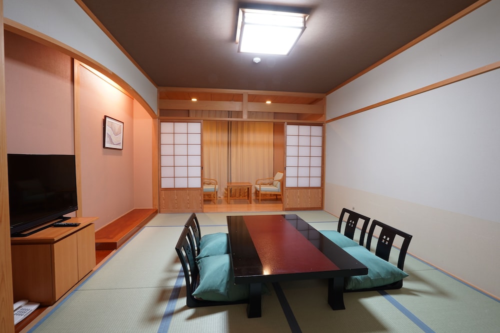 Room, Non Smoking (Run of House) - Photo 3