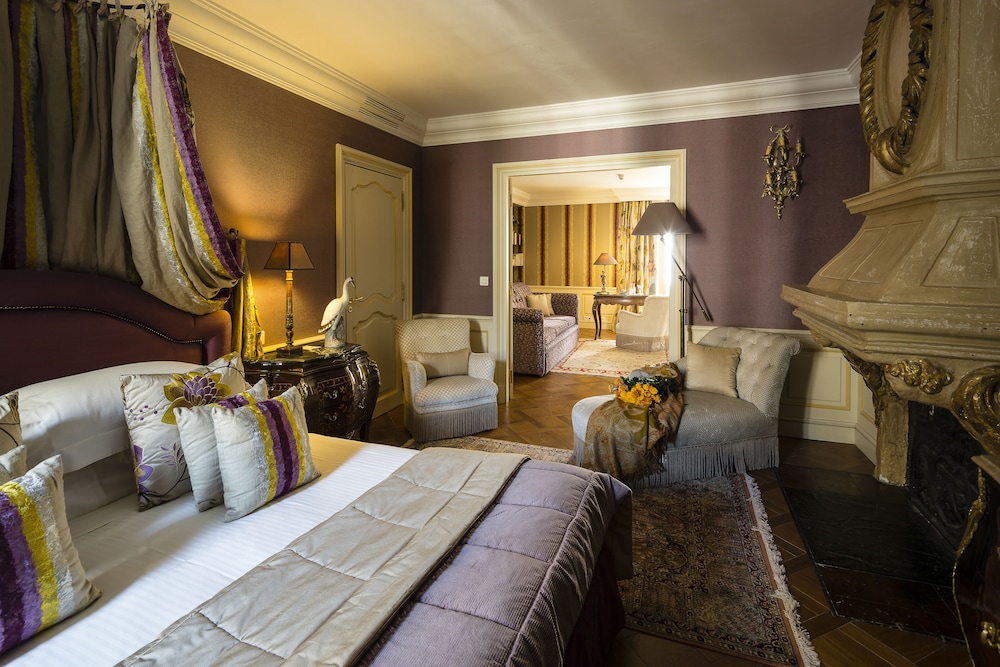 Suite - Photo 3