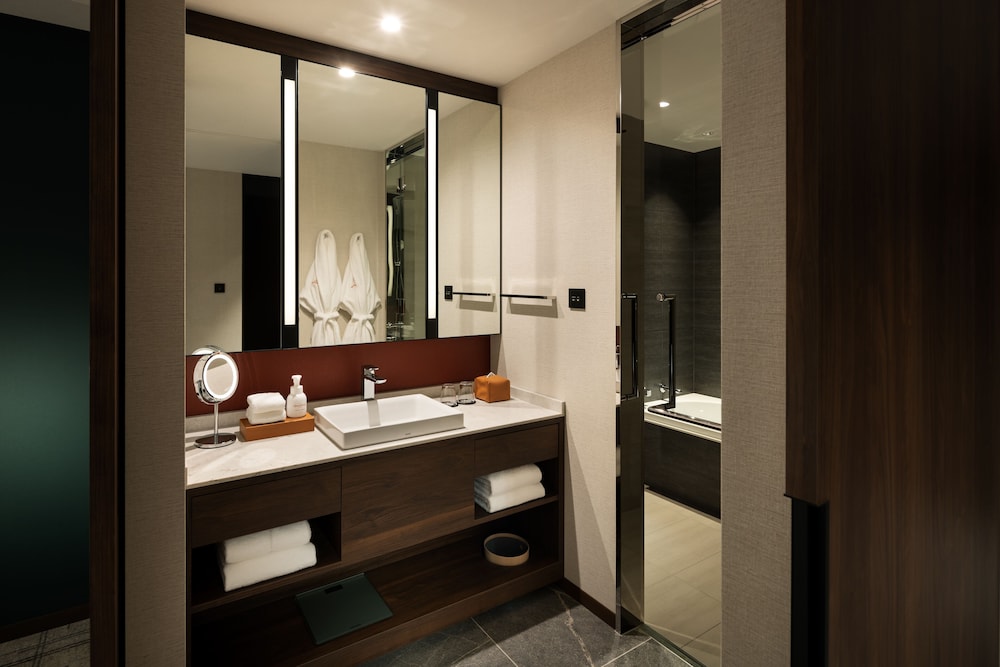 Deluxe Room, 2 Twin Beds (Fuji View) - Photo 6