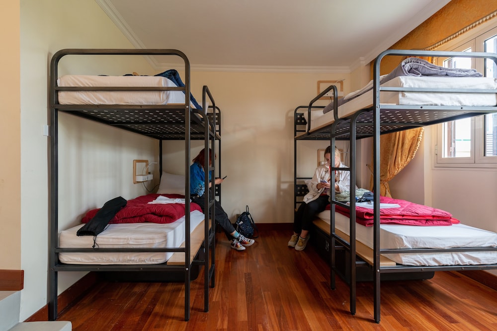 Shared Dormitory, Mixed Dorm (4 People) photo 1