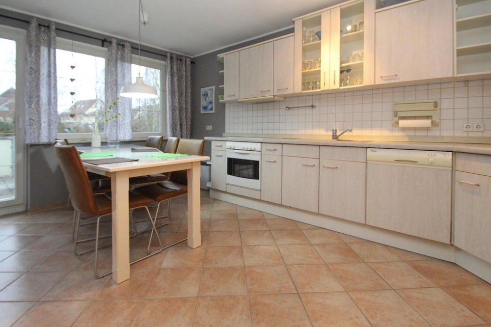 Apartment photo 3