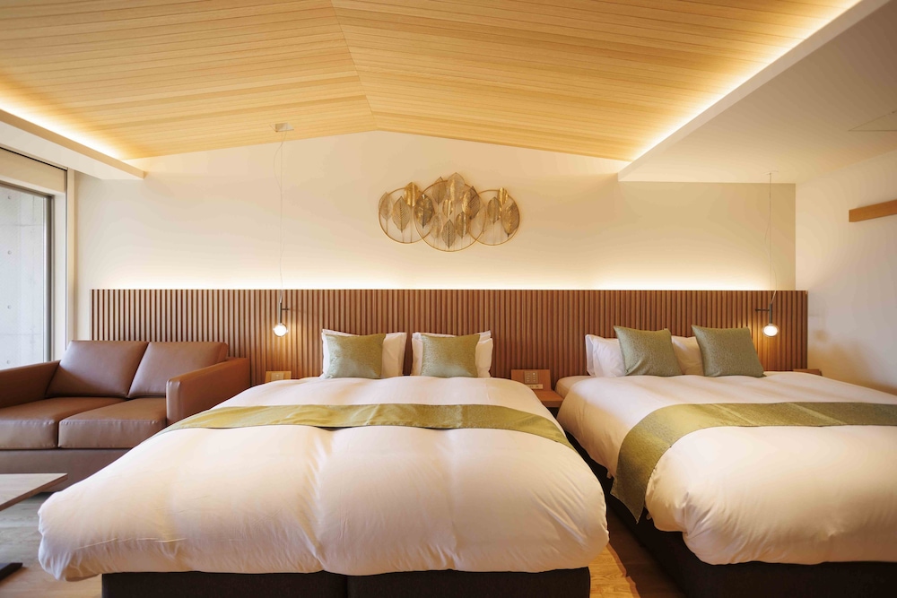 Deluxe Quadruple Room, Sauna photo 2