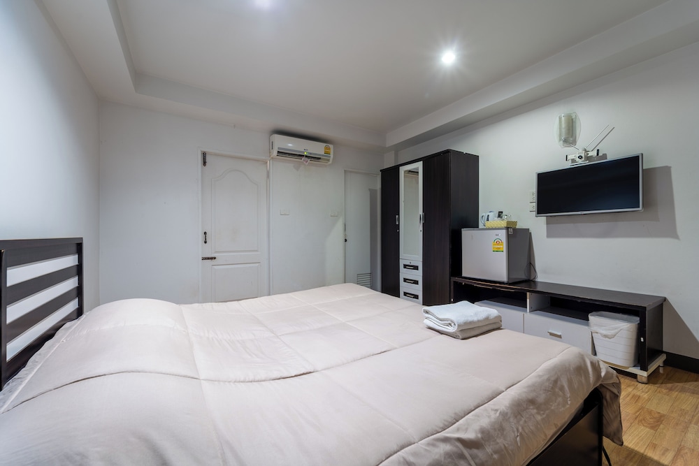 Studio Double (Hotel One Bedroom)
