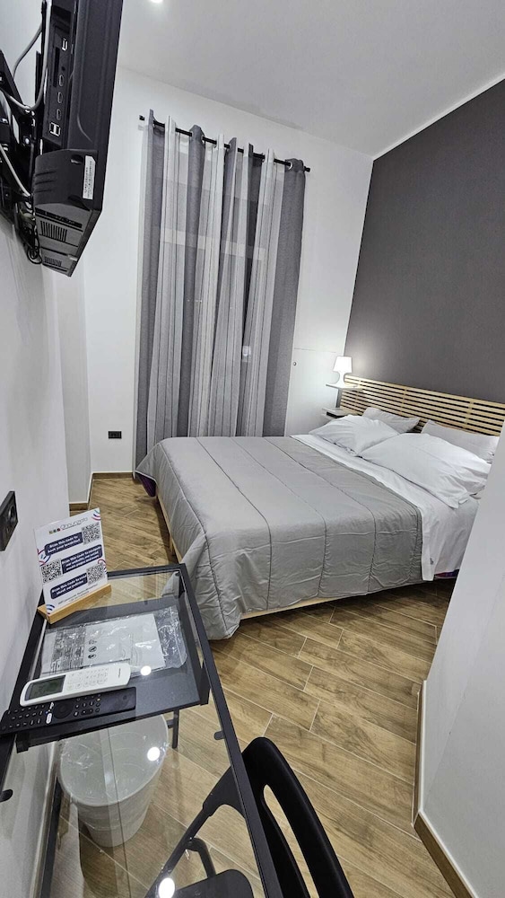 Classic Double Room, Balcony, Hill View