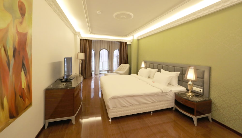 Superior Double or Twin Room, Balcony photo 3