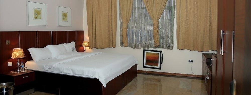 Deluxe Room, 1 Double Bed, City View photo 1