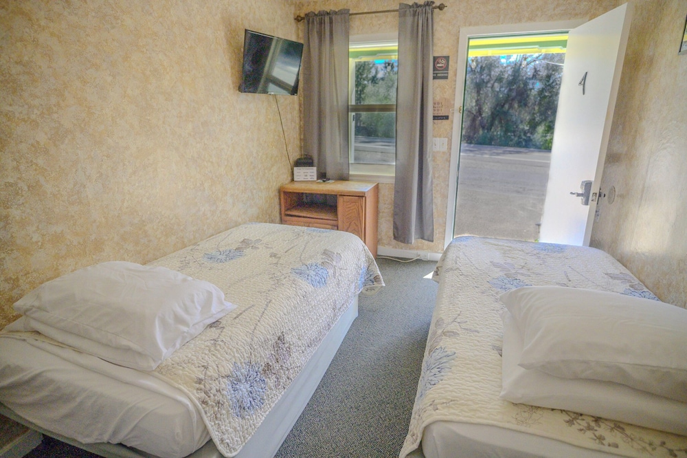 Traditional Double or Twin Room