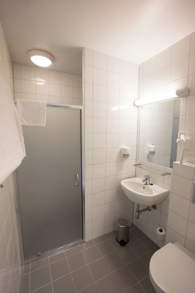 Apartment, 1 Bedroom, Non Smoking - Photo 5