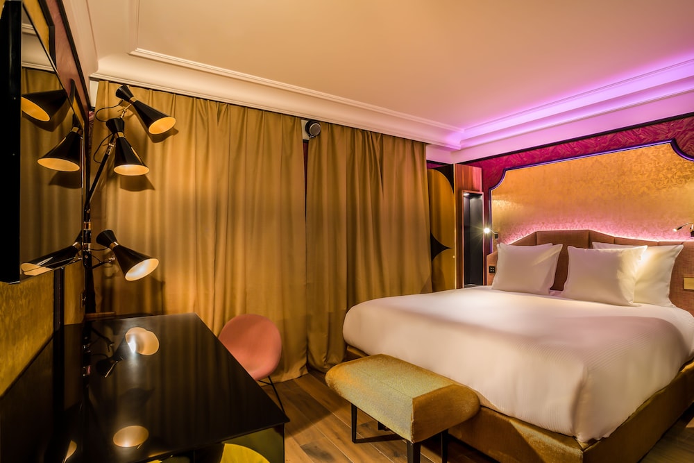Deluxe Double Room (Light my fire) photo 2