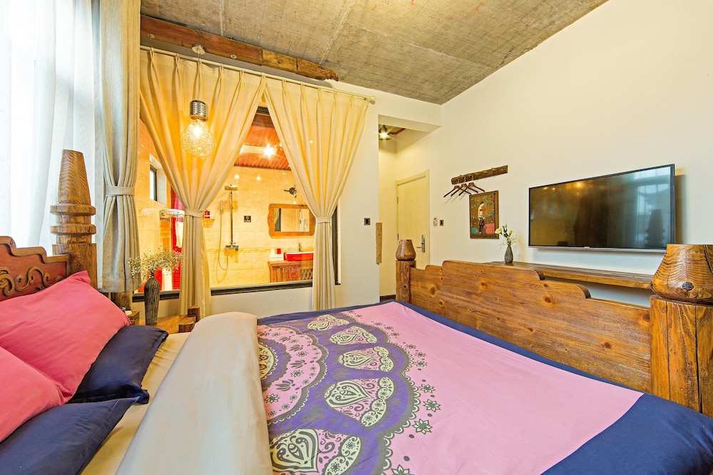 Classic Double Room, 1 Queen Bed photo 3