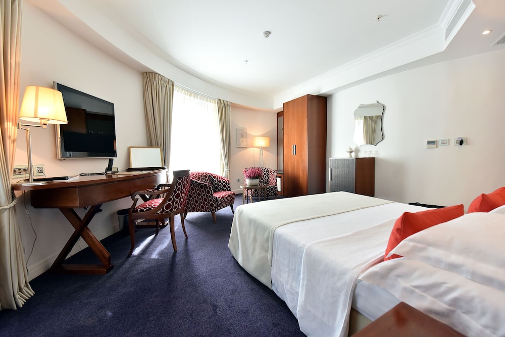 Deluxe Double Room, Garden View photo 1