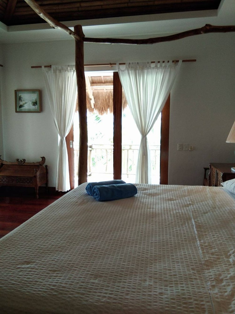 Villa photo 3