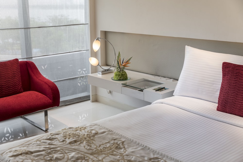Luxury Room - Photo 6