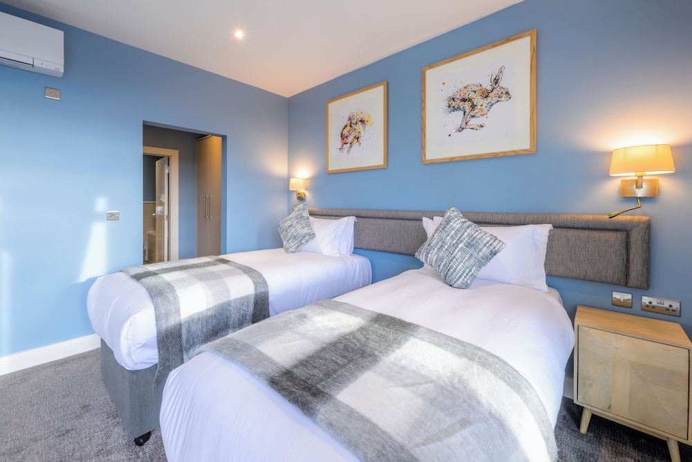 Superior Double Room, 1 King Bed, Balcony, Garden View photo 2