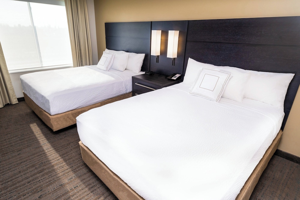 Suite, Multiple Beds - Photo 2