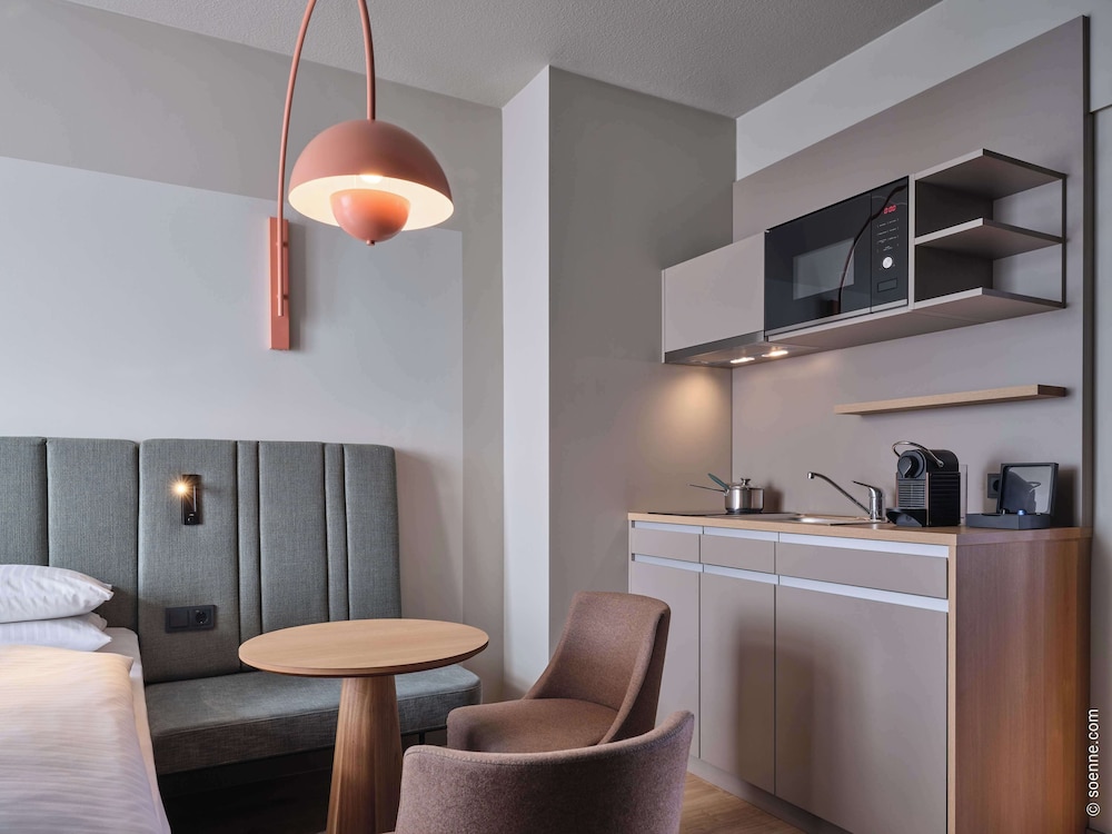 Superior Studio, River View