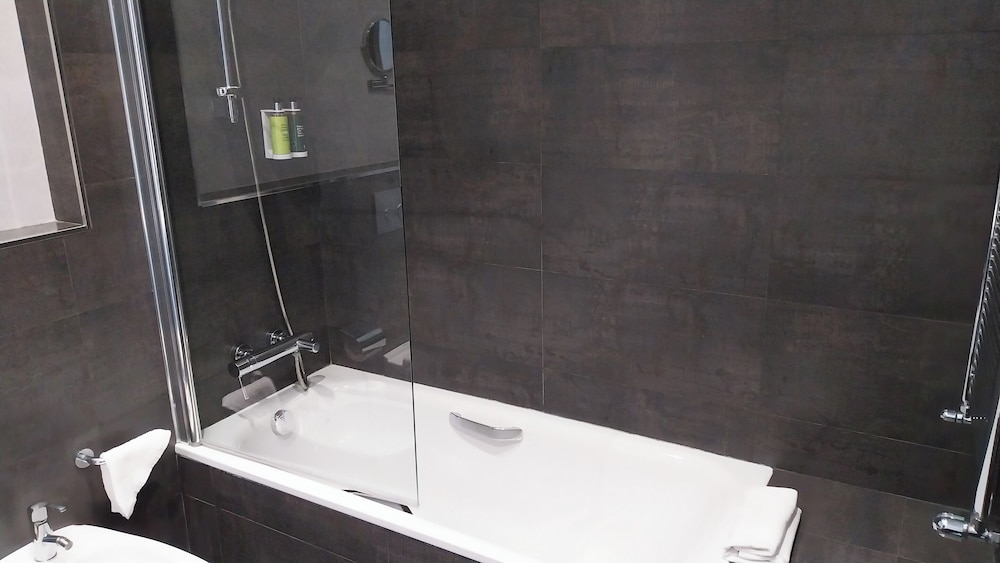 Superior Twin Room - Photo 6