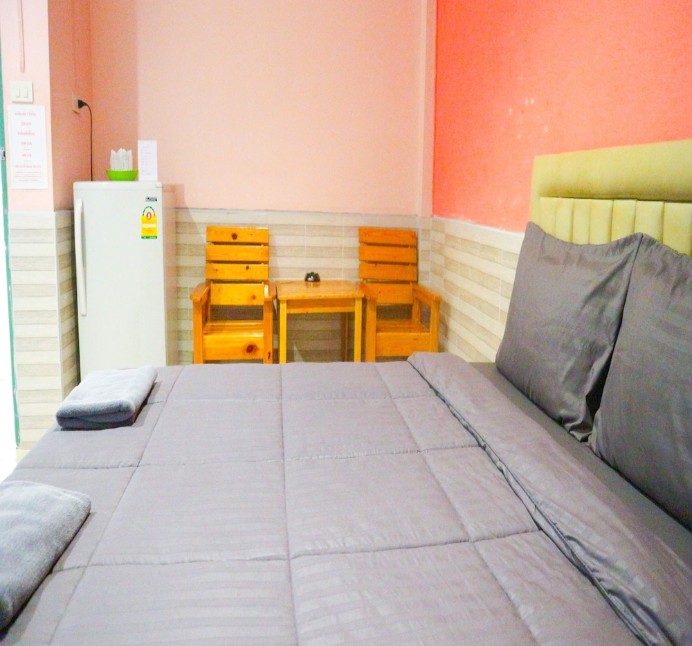 Deluxe Double Room - Photo 16