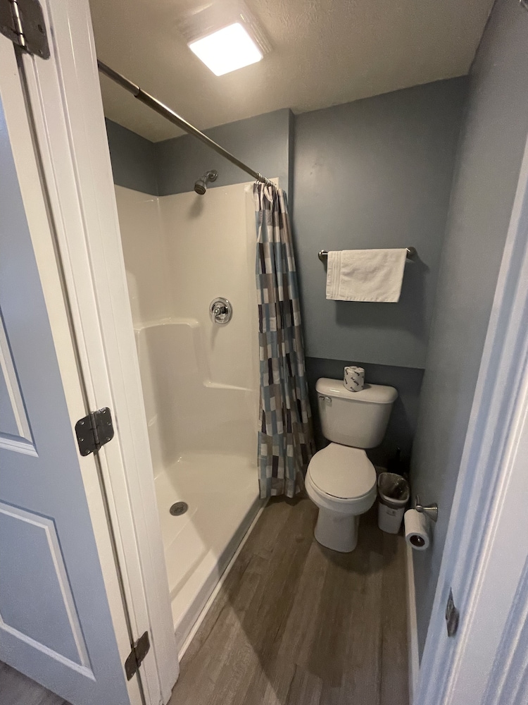 Deluxe Suite, 2 Bedrooms, 2 Bathrooms, Garden Area photo 2