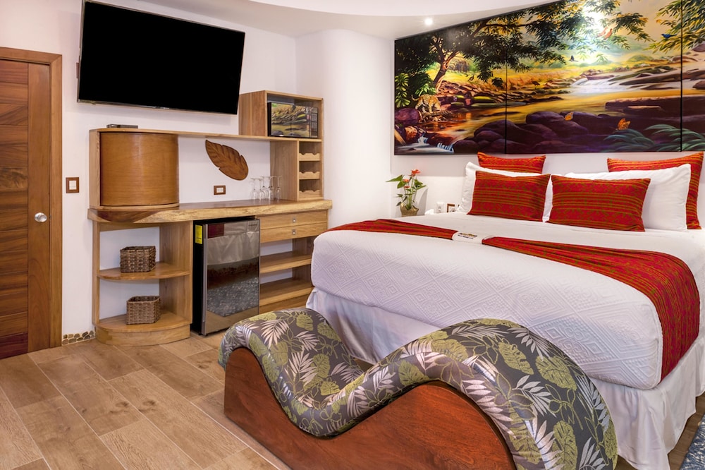 Jungle Love Nest-ocean View