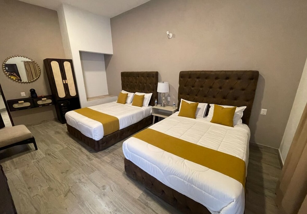 Deluxe Quadruple Room, Mountain View photo 1
