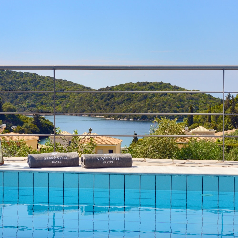 Villa photo 2