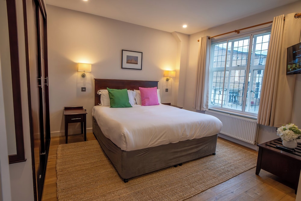 Suite, 1 King Bed