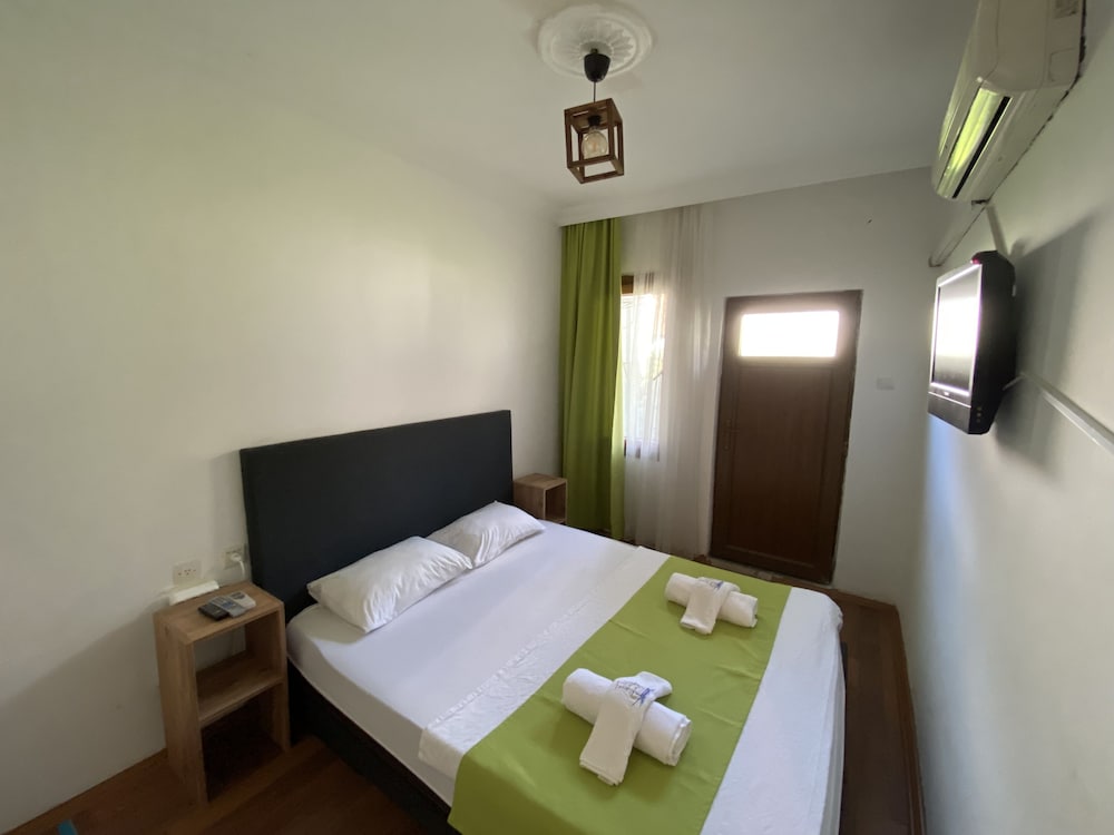 Economy Room photo 1