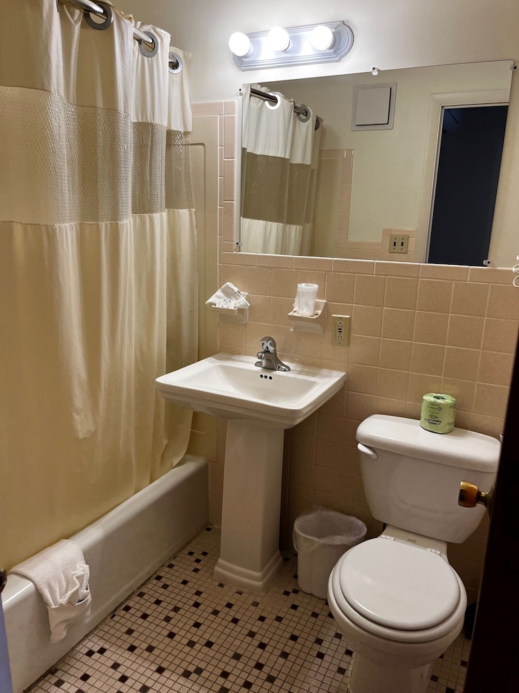 Standard Room, Pool View (Type 3) photo 2