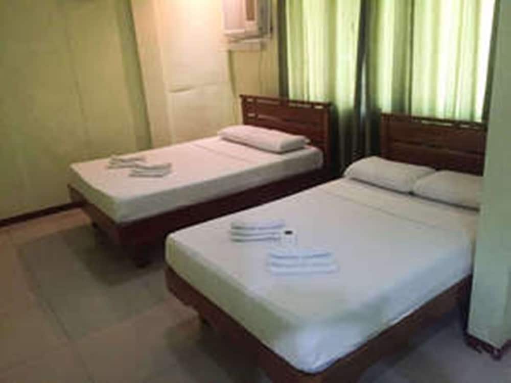Suite, 2 Bedrooms photo 3