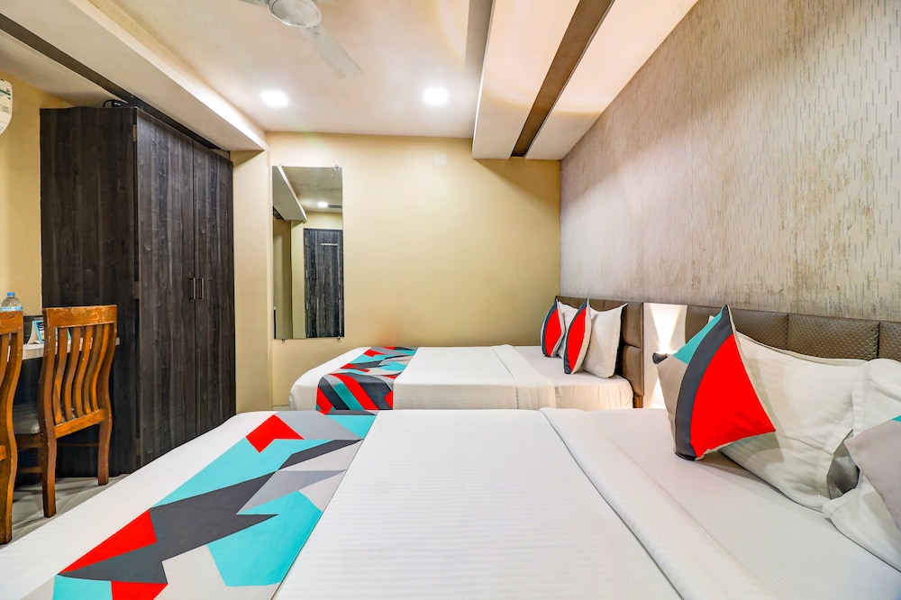 Deluxe Room - Photo 3