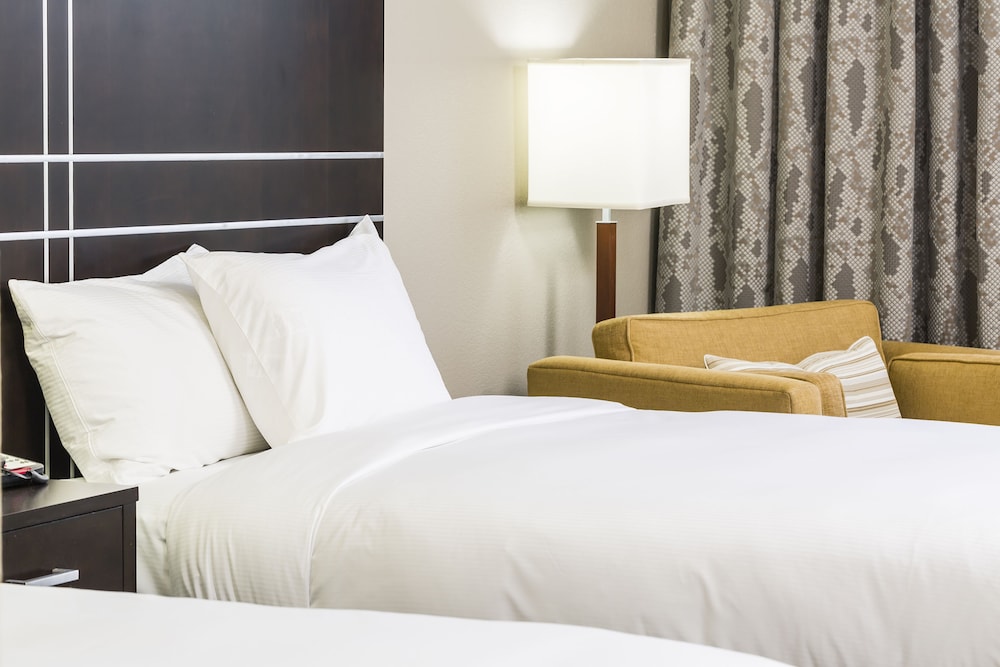 Room, 2 Queen Beds, Accessible - Photo 2