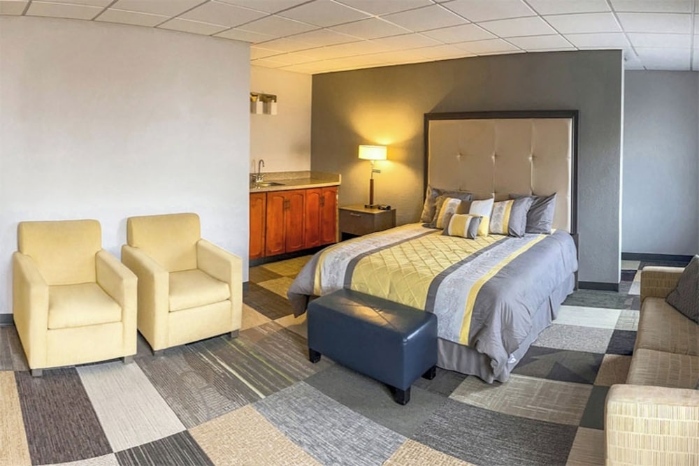 Room, 1 King Bed, Accessible Bathtub, Non Smoking photo 1