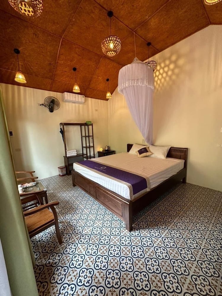 Family Single Room