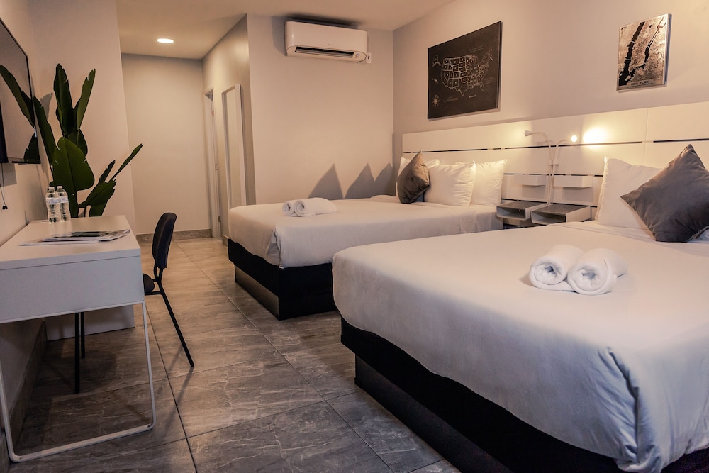 Quadruple Room, 2 Double Beds