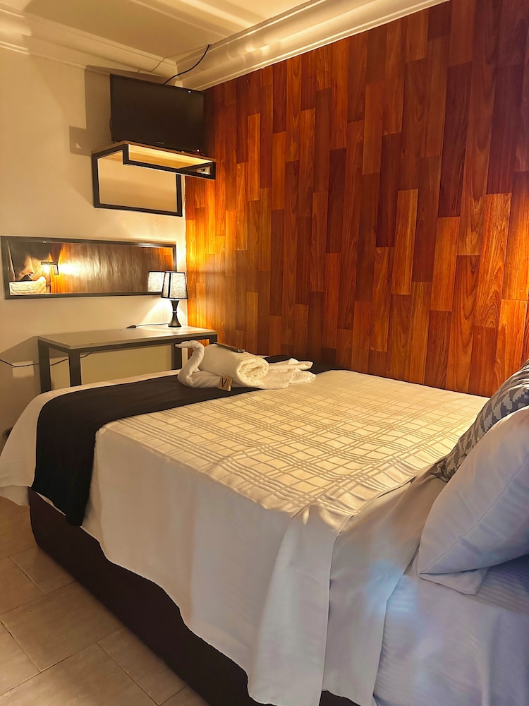 Standard Double or Twin Room photo 2