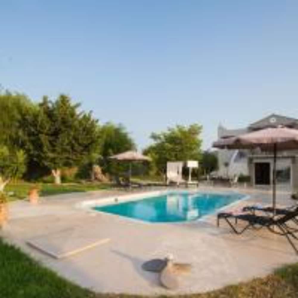 Villa, Smoking