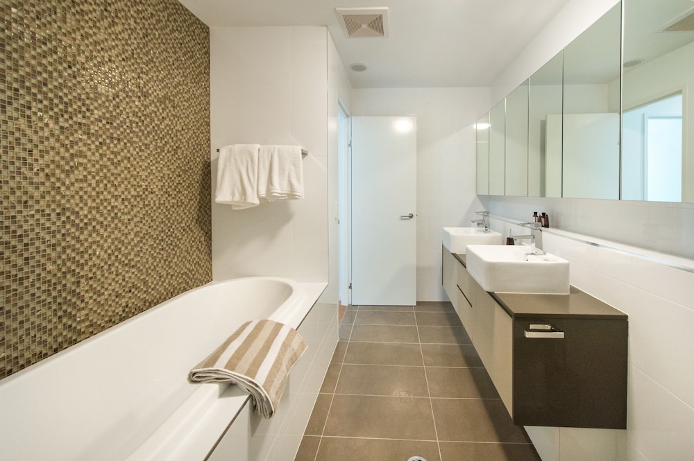 Three Bedroom Apartment, River View photo 3