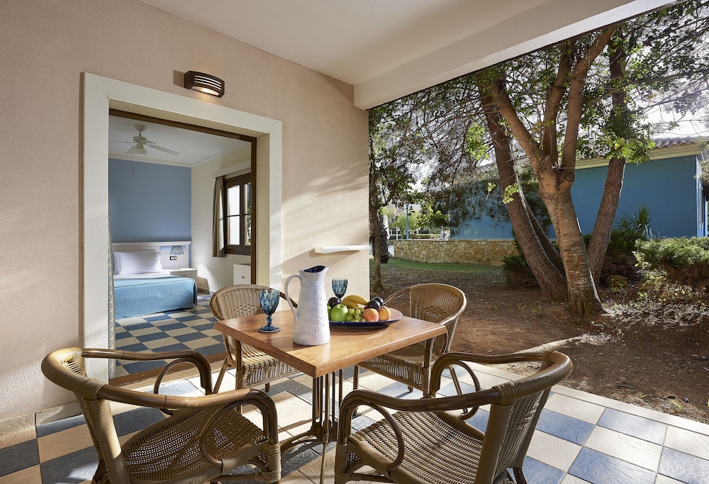 Family Apartment, Garden View - Photo 2