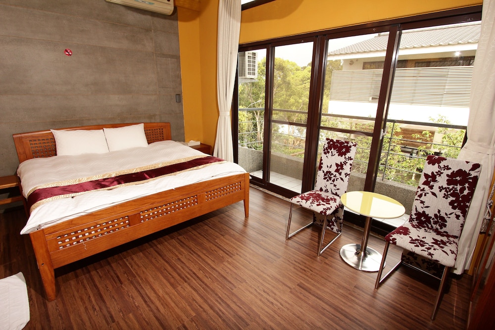 Double or Twin Room, City View photo 1