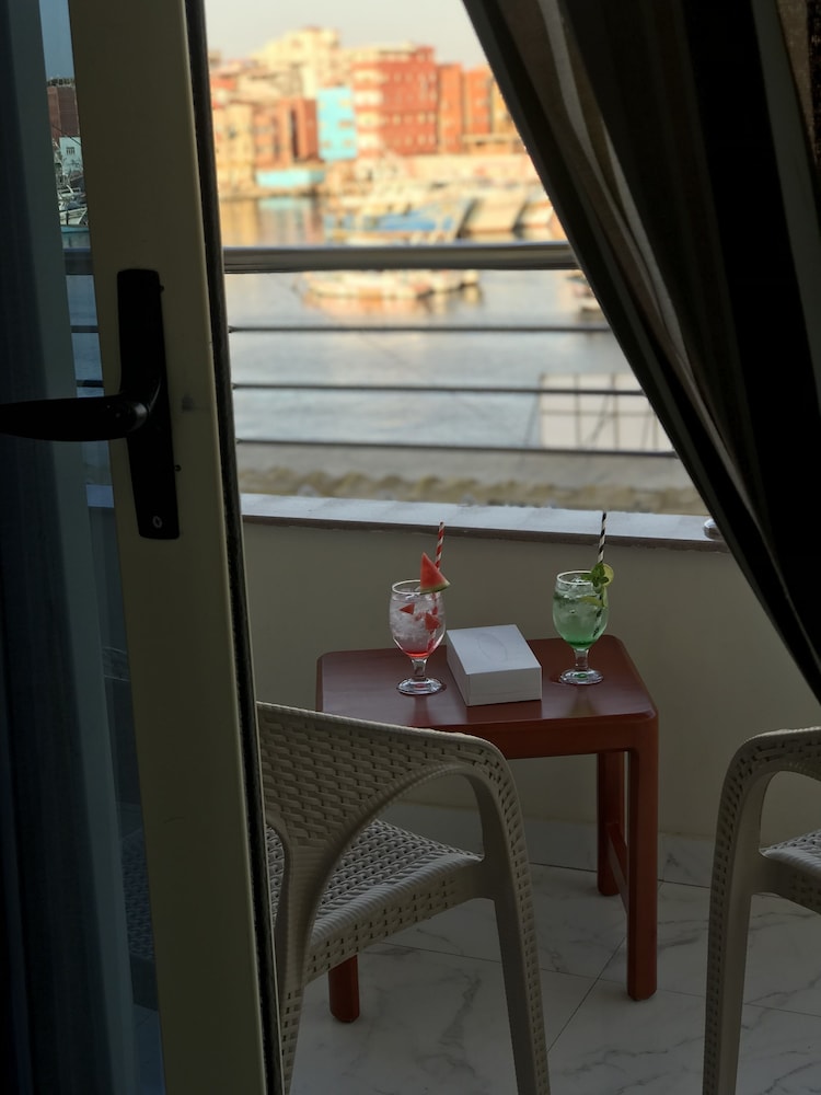 Family Suite photo 2