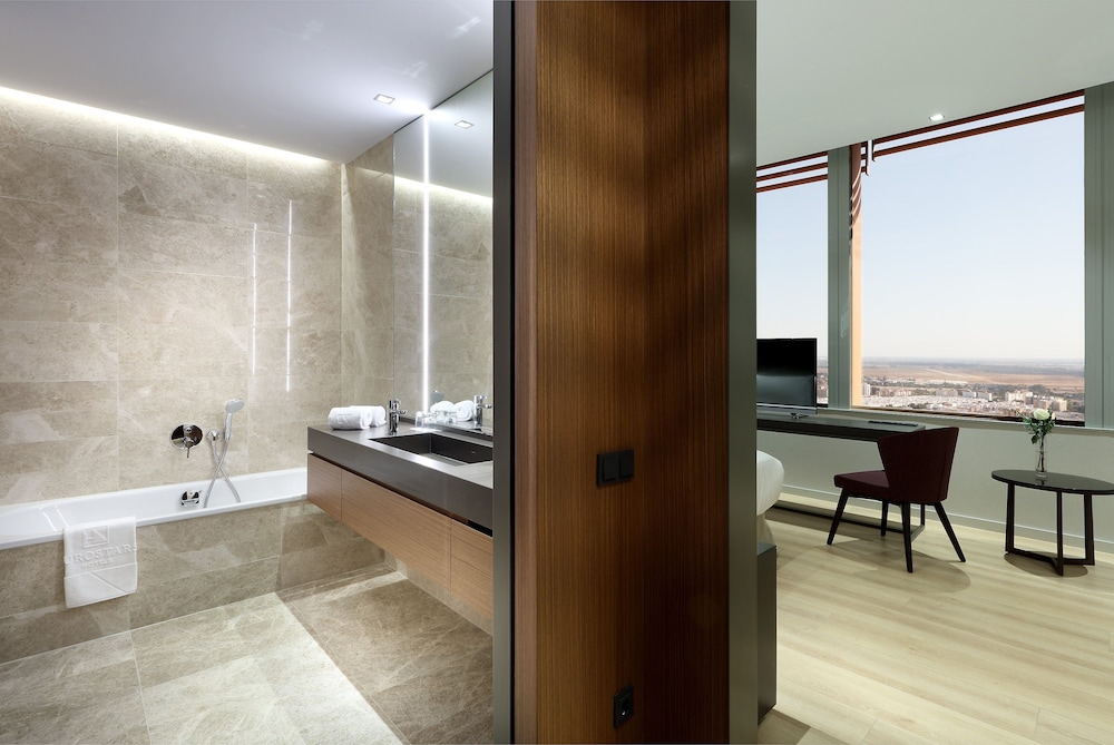 Junior Suite thumbnail 6