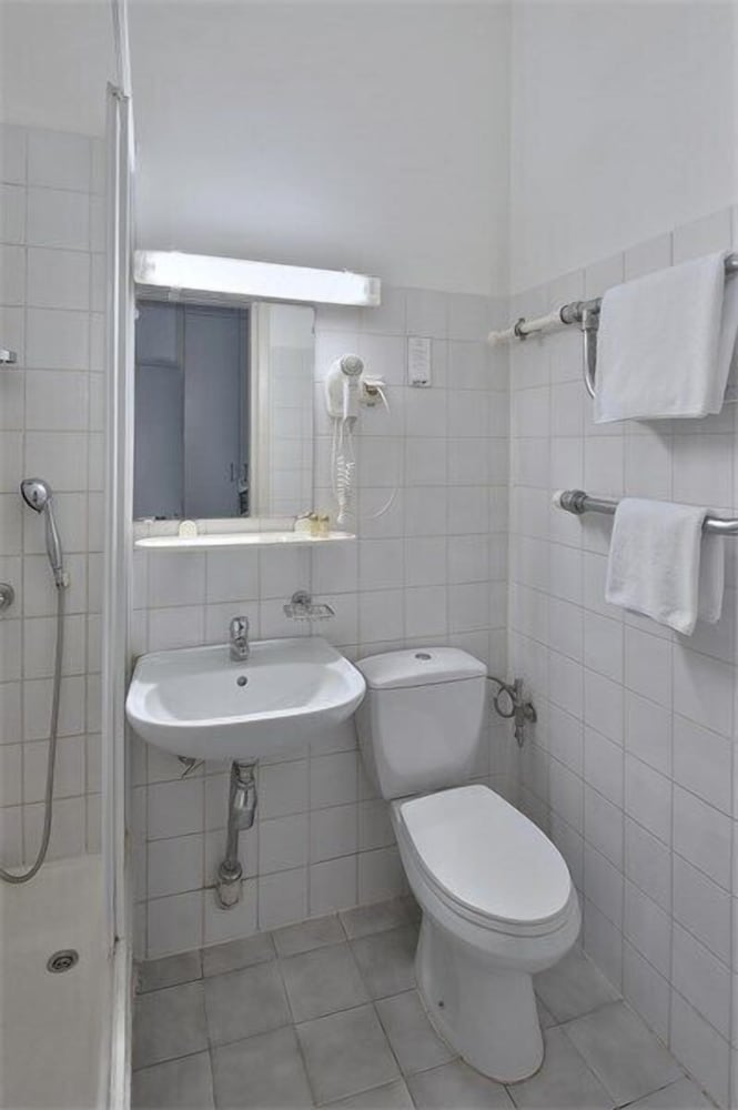 Standard Single Room photo 2