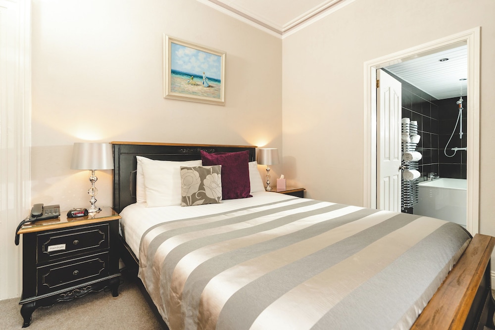 Classic Double Room, 1 Double Bed photo 2