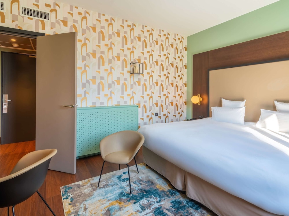 Superior Room, 1 Double Bed thumbnail 5