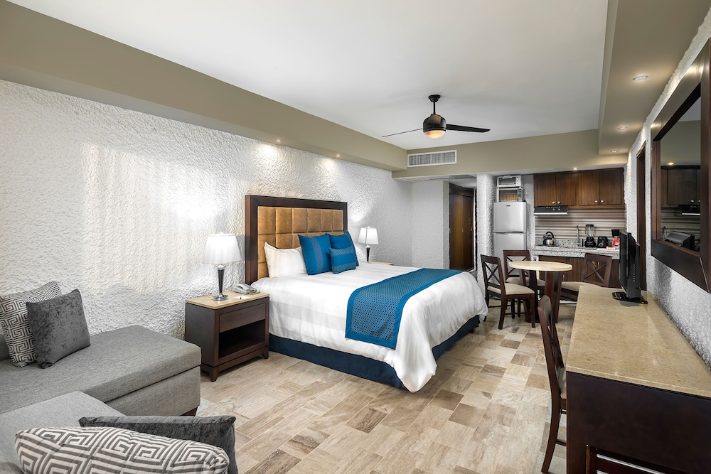 Luxury Room - Photo 6