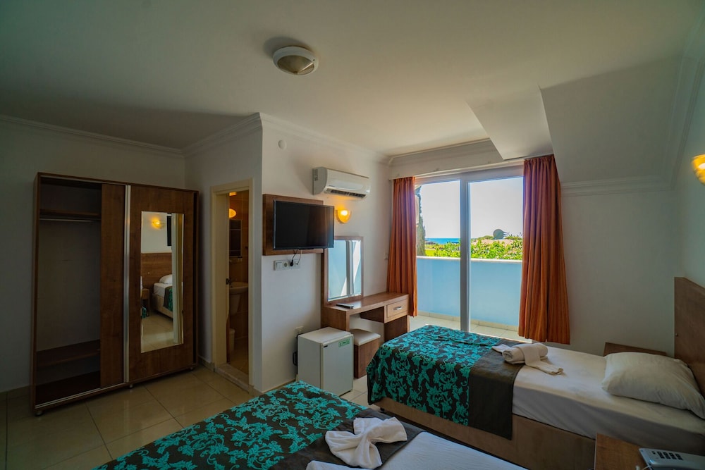 Standard Room - Photo 1