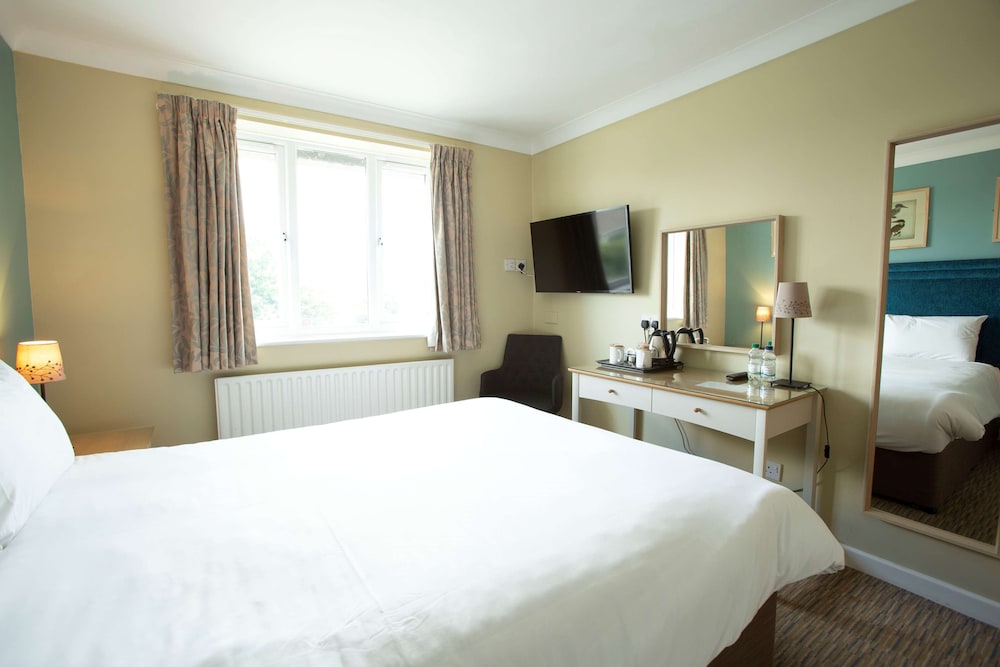 Deluxe Room, 1 King Bed, Non Smoking - Photo 6