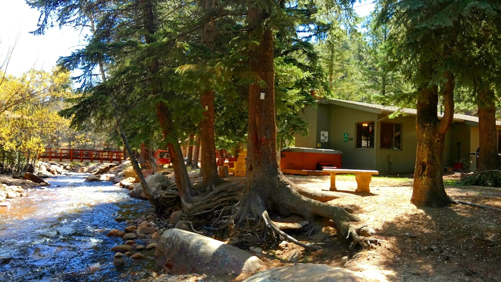 Cabin, 2 Bedrooms, River View, Mountainside, photo 6